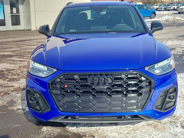 2022 Audi SQ5 Premium Plus