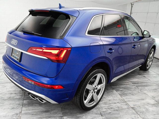 2022 Audi SQ5 Premium Plus