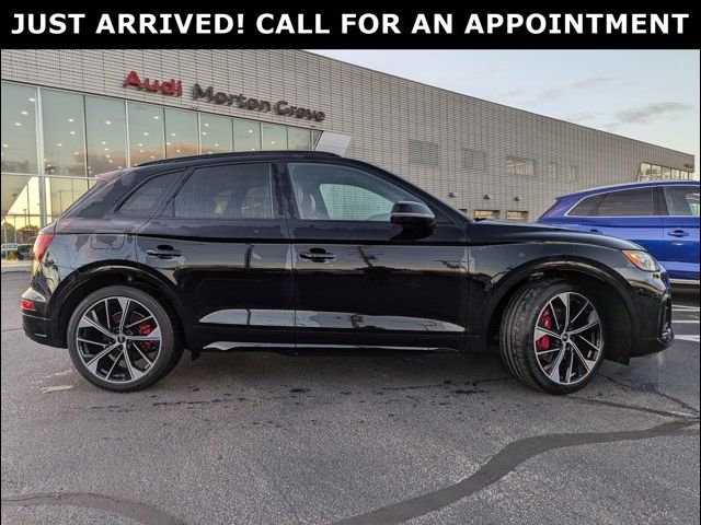 2022 Audi SQ5 Premium Plus