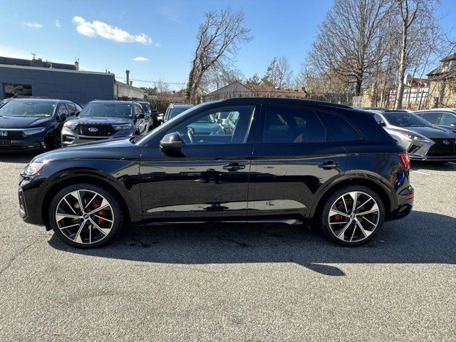 2022 Audi SQ5 Premium Plus