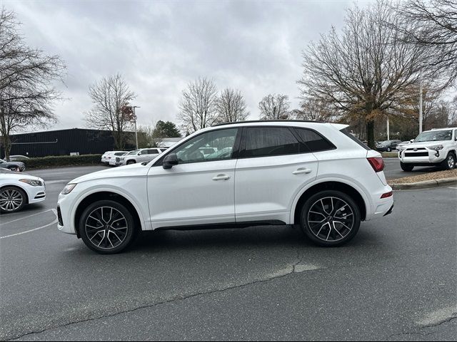 2022 Audi SQ5 Premium Plus