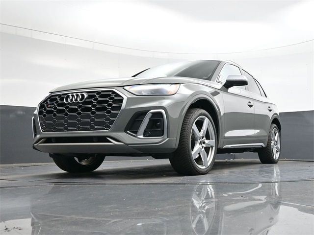 2022 Audi SQ5 Premium Plus
