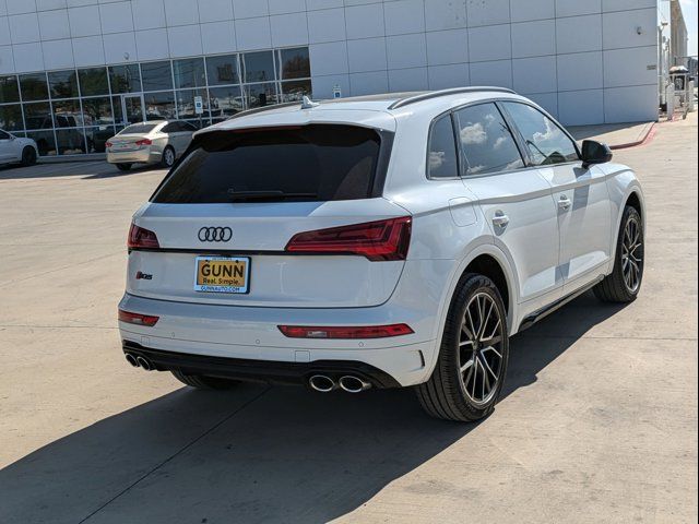 2022 Audi SQ5 Premium Plus