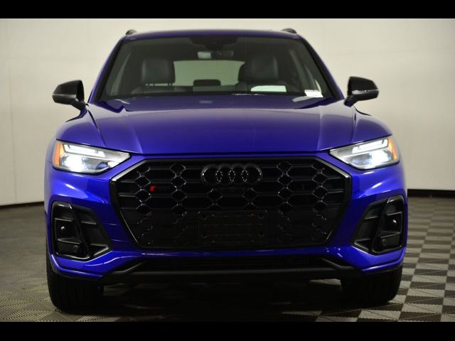 2022 Audi SQ5 Premium Plus