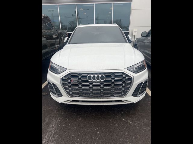 2022 Audi SQ5 Premium Plus