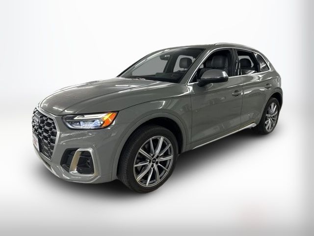 2022 Audi SQ5 Premium Plus