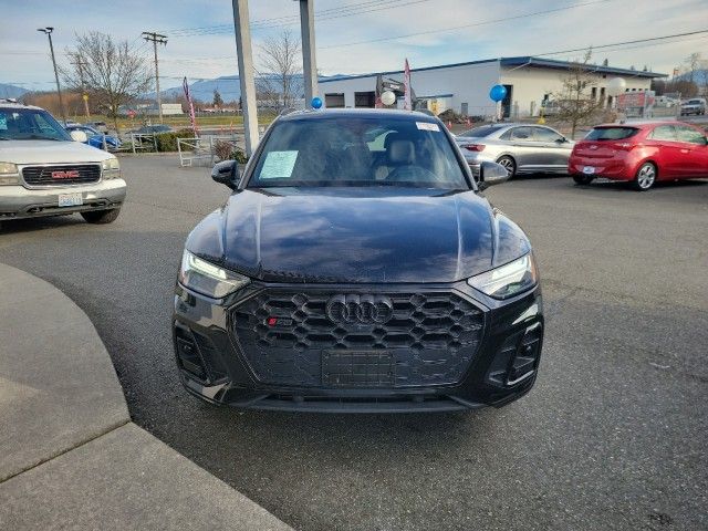 2022 Audi SQ5 Premium Plus