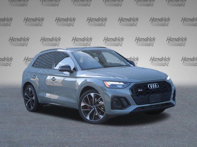 2022 Audi SQ5 Premium Plus