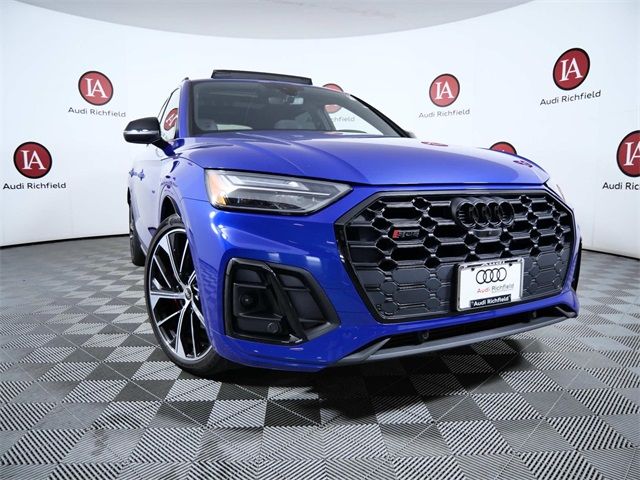 2022 Audi SQ5 Premium Plus