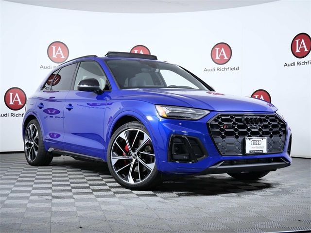 2022 Audi SQ5 Premium Plus