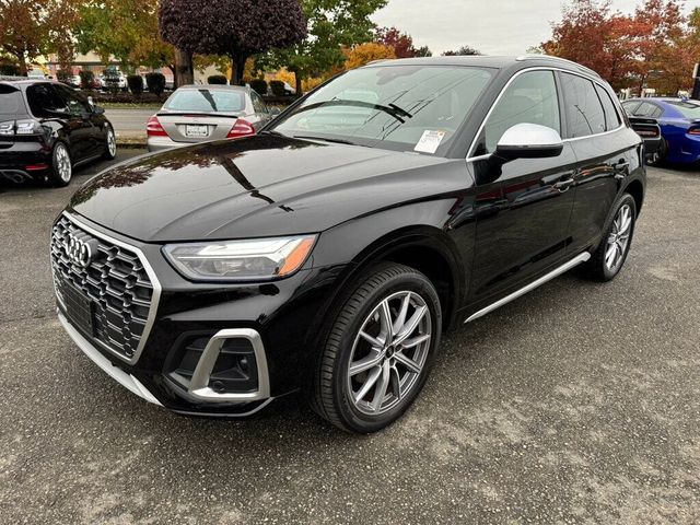 2022 Audi SQ5 Premium Plus