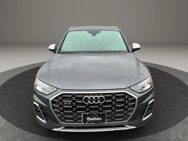 2022 Audi SQ5 Premium