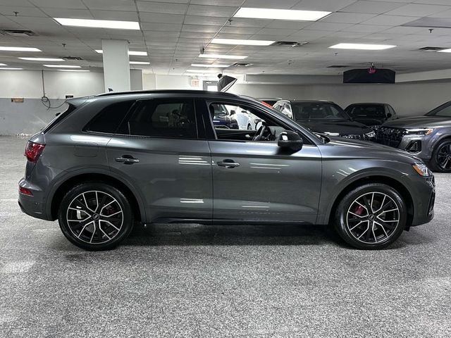 2022 Audi SQ5 Prestige