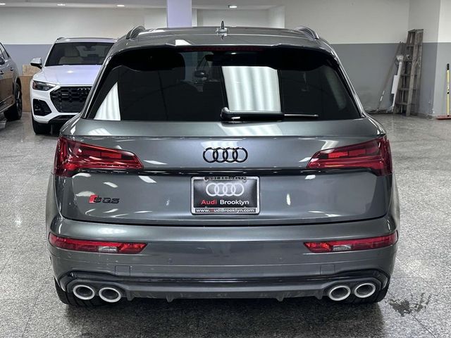 2022 Audi SQ5 Prestige