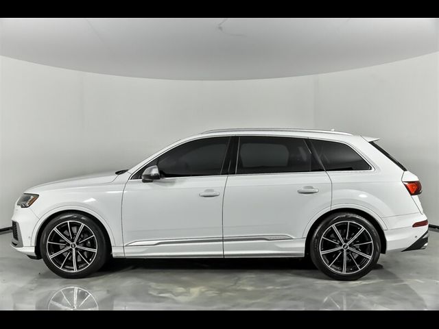 2022 Audi SQ7 Premium Plus