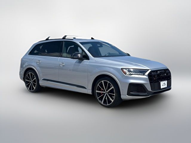 2022 Audi SQ7 Premium Plus