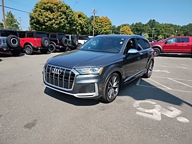 2022 Audi SQ7 Premium Plus