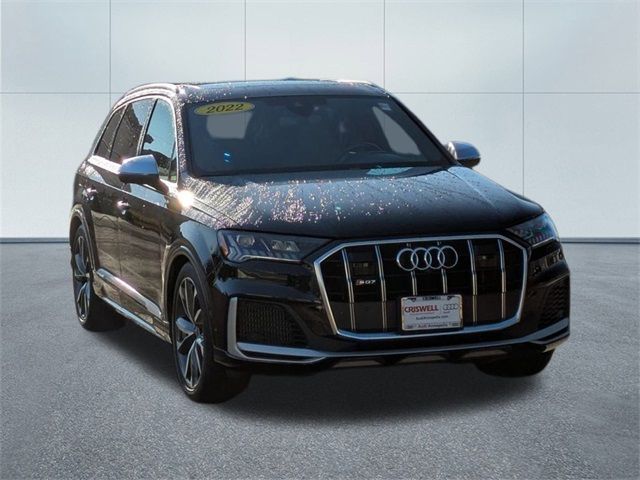 2022 Audi SQ7 Premium Plus