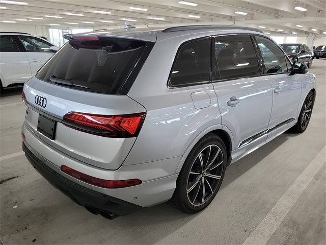 2022 Audi SQ7 Prestige
