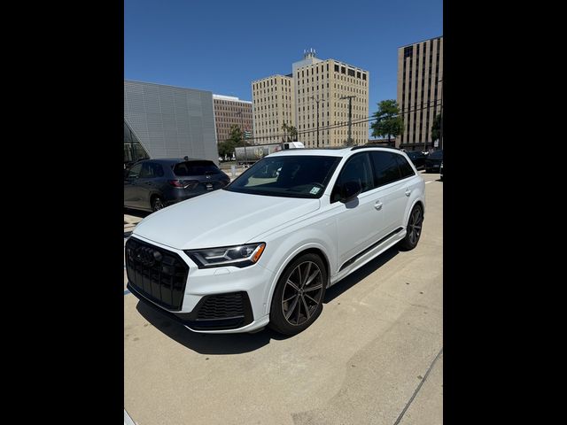 2022 Audi SQ7 Prestige