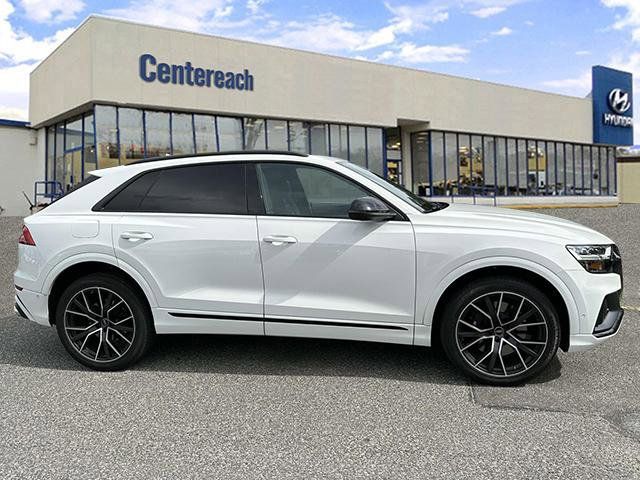 2022 Audi SQ8 Premium Plus