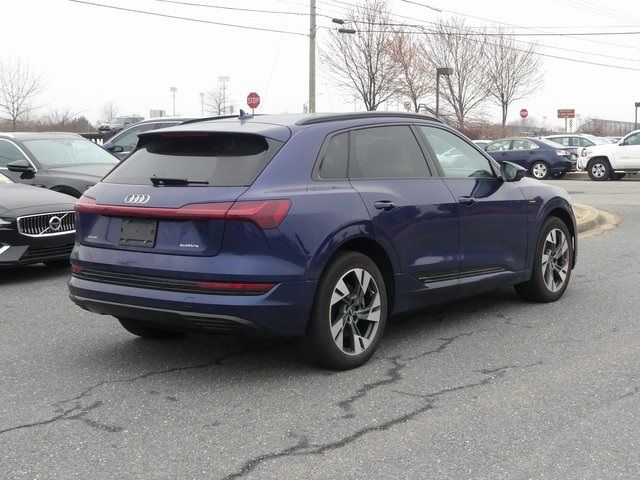 2022 Audi e-tron Premium