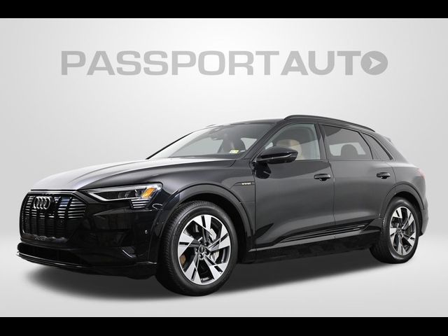 2022 Audi e-tron Premium