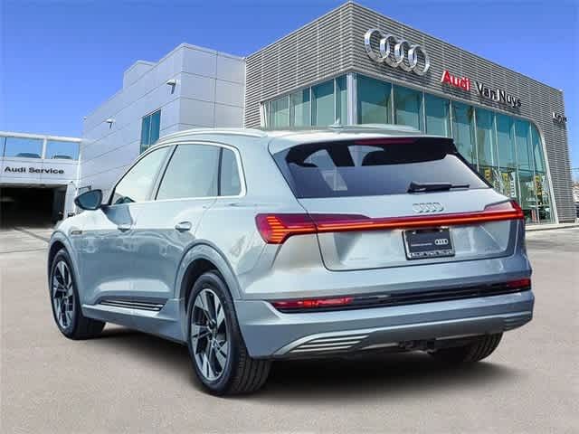 2022 Audi e-tron Premium Plus