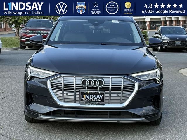 2022 Audi e-tron Premium