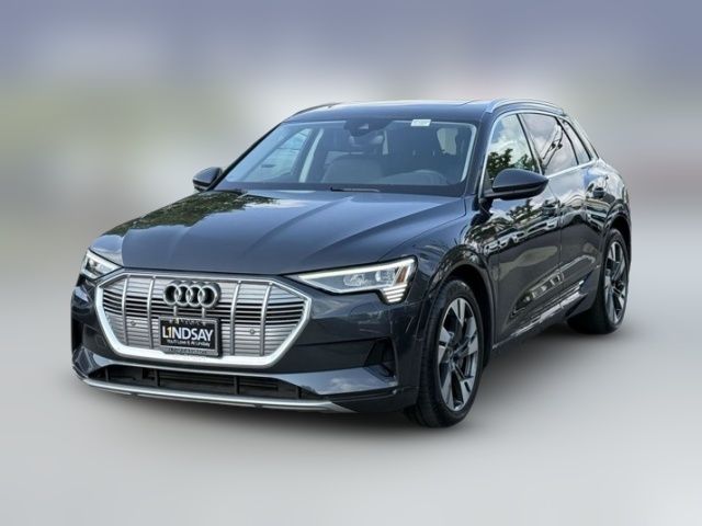 2022 Audi e-tron Premium