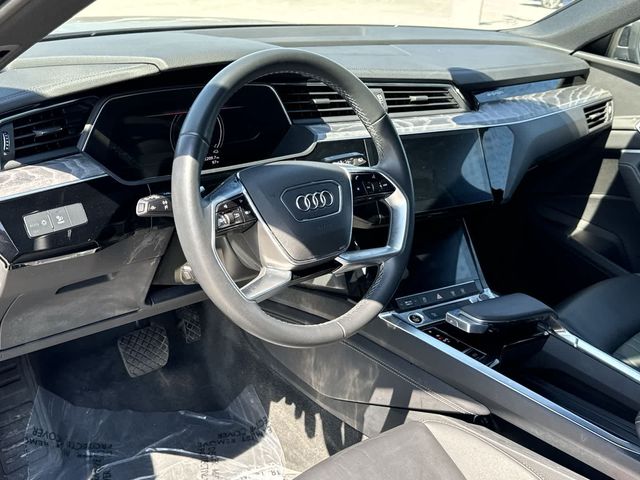 2022 Audi e-tron Premium