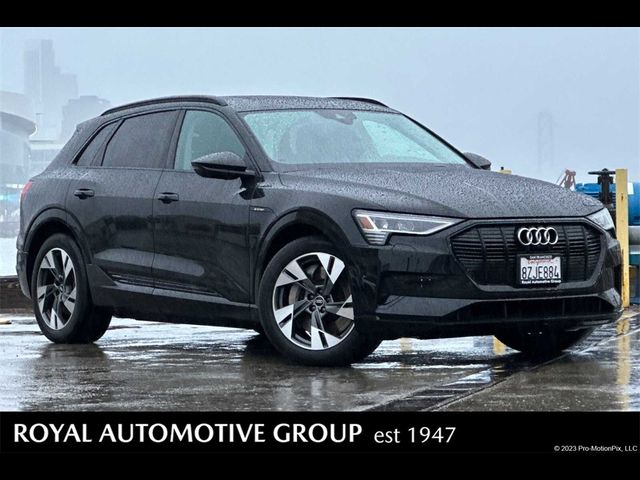 2022 Audi e-tron Premium