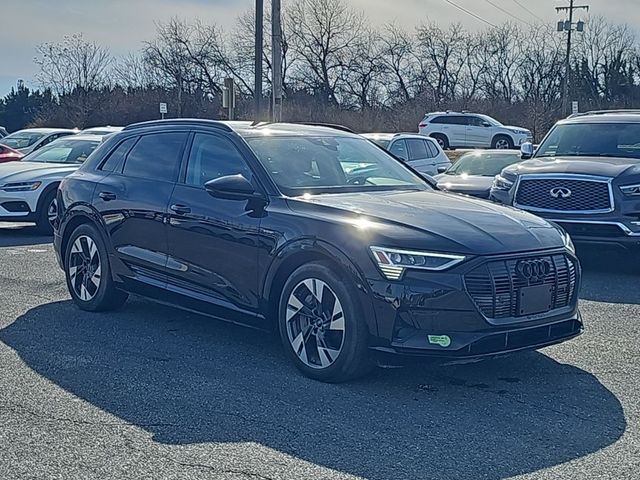 2022 Audi e-tron Premium