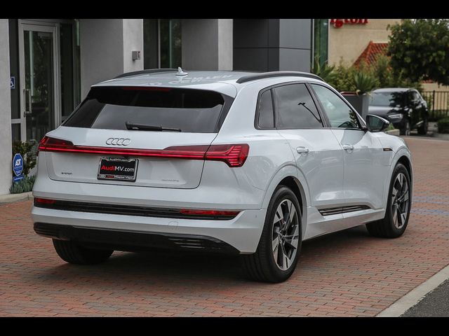 2022 Audi e-tron Premium