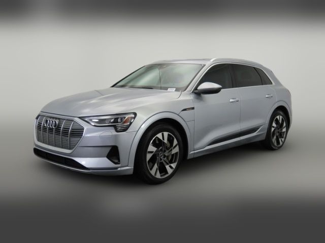 2022 Audi e-tron Premium