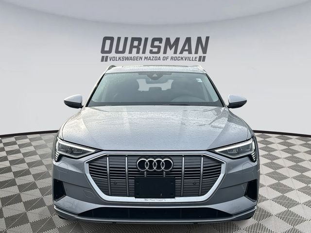 2022 Audi e-tron Premium