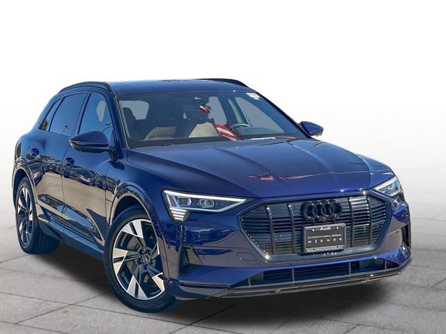 2022 Audi e-tron Premium