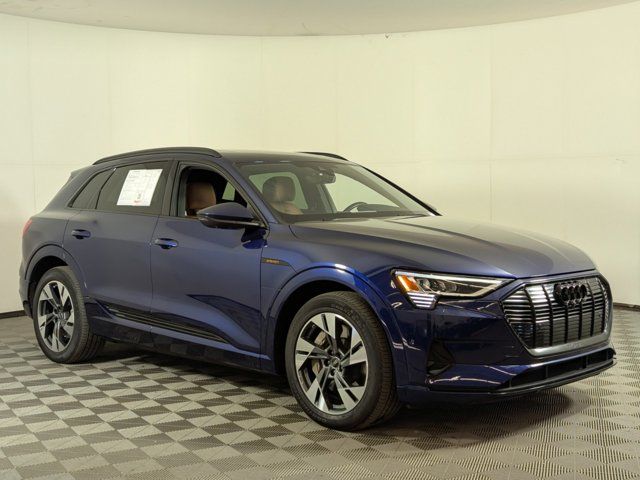 2022 Audi e-tron Premium