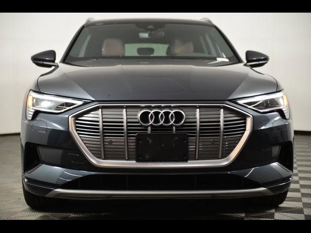 2022 Audi e-tron Premium