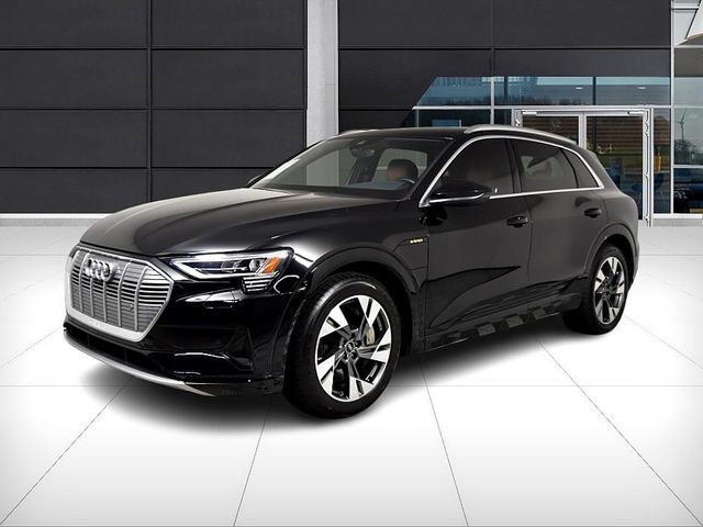 2022 Audi e-tron Premium