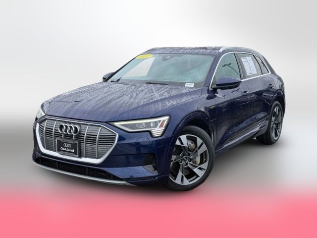 2022 Audi e-tron Premium