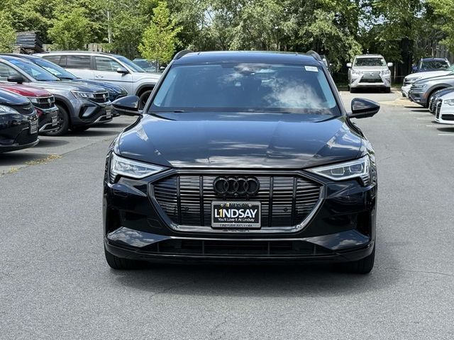2022 Audi e-tron Premium