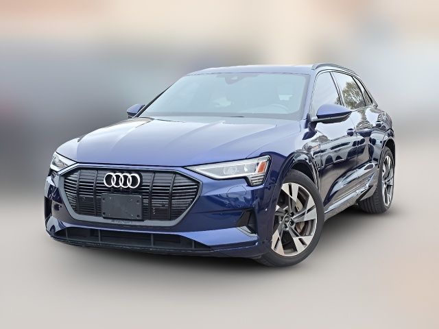2022 Audi e-tron Premium
