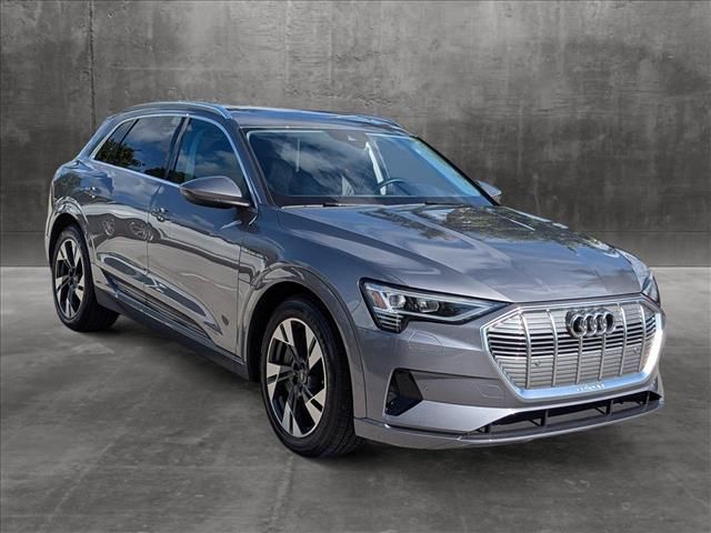 2022 Audi e-tron Premium