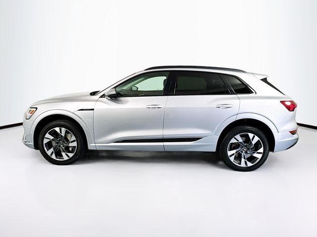 2022 Audi e-tron Premium