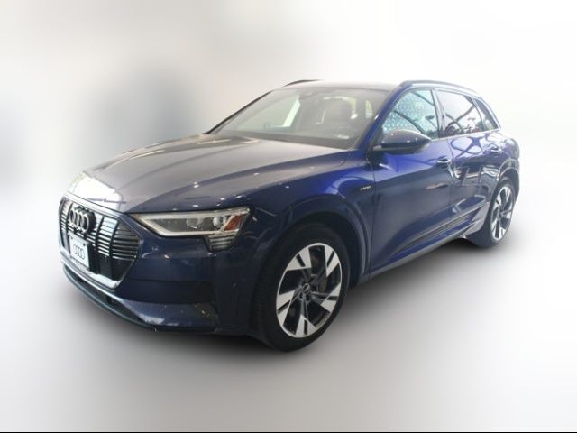 2022 Audi e-tron Premium