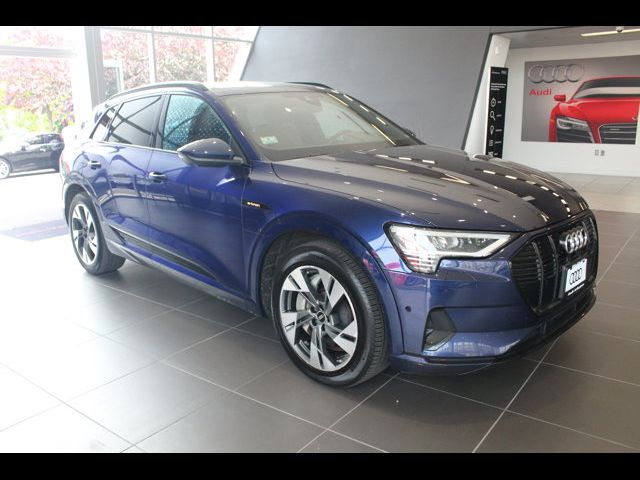 2022 Audi e-tron Premium