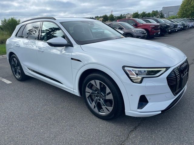 2022 Audi e-tron Premium