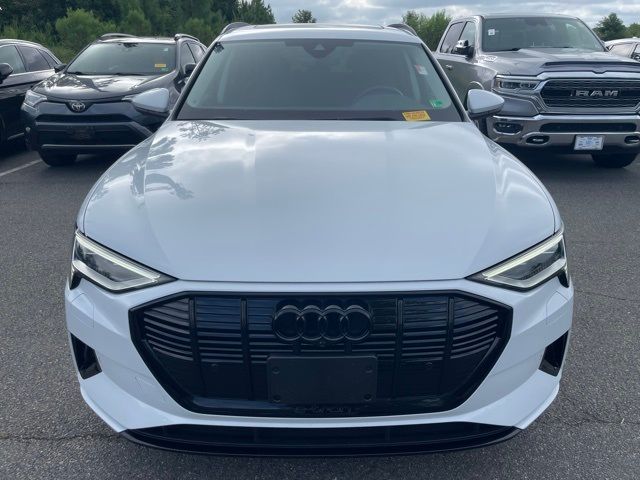 2022 Audi e-tron Premium