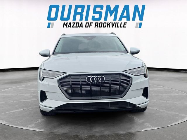 2022 Audi e-tron Premium